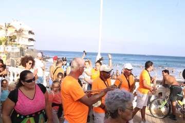 Un pasacalles anima a Melenara a vivir sus fiestas (Foto Briand Rodríguez)